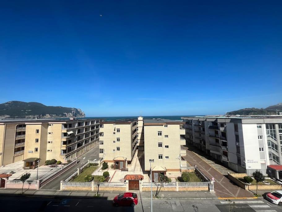 Apartamento La Salve Ларедо Екстер'єр фото